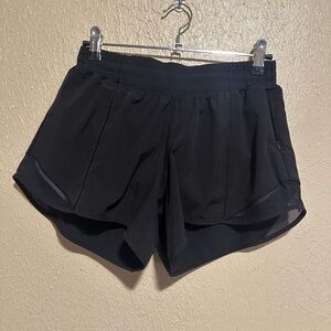 Lululemon‎ Hotty Hot Short 4" Black Size 6 Pull On